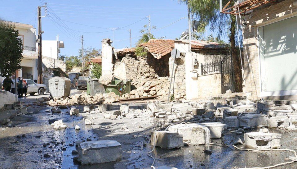 Click to enlarge crete quake
