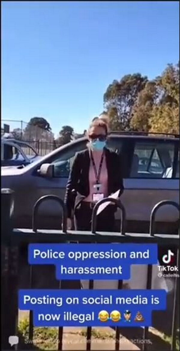 Click to enlarge australia police check social media posts