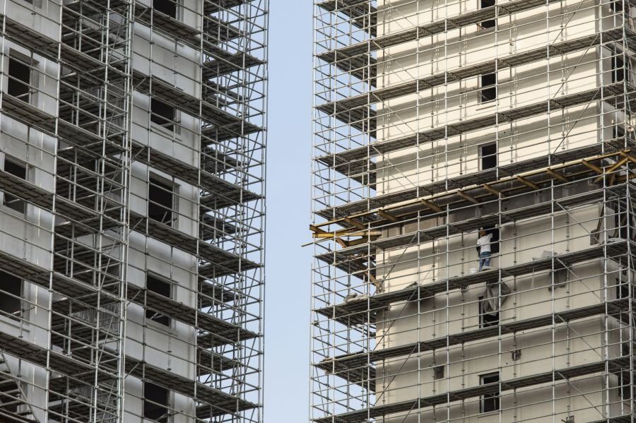 Click to enlarge construction worker l