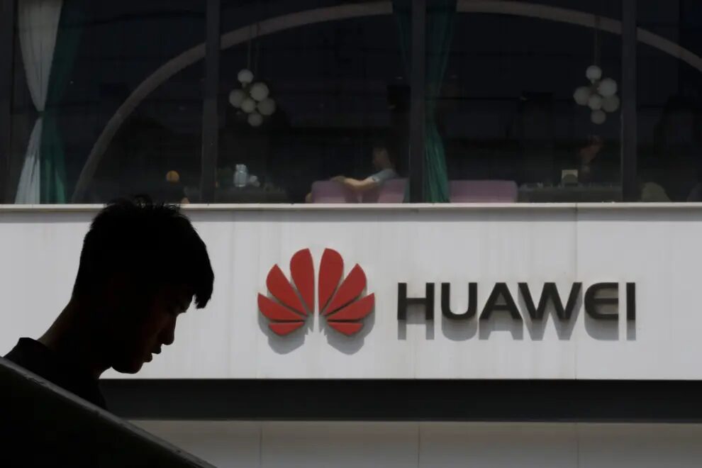 Huawei sign
