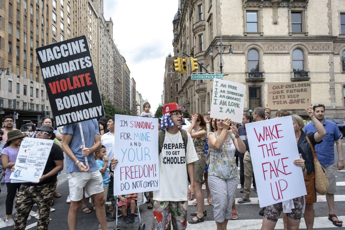 Click to enlarge vaccine protesters, vaccine mandate protesters, New York City