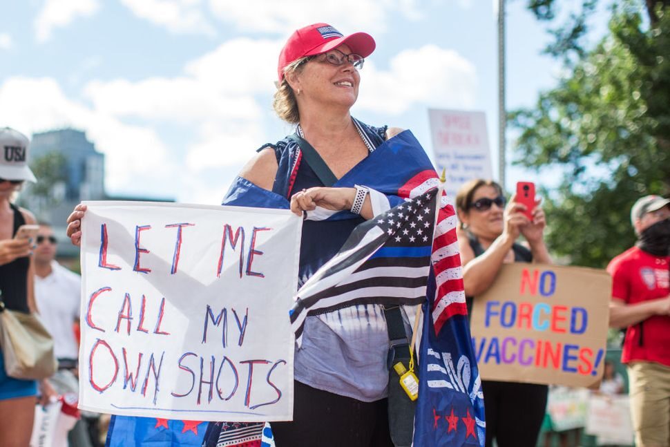 covid vaccine protest