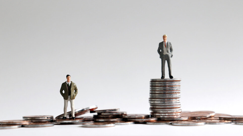 elite wealth disparity