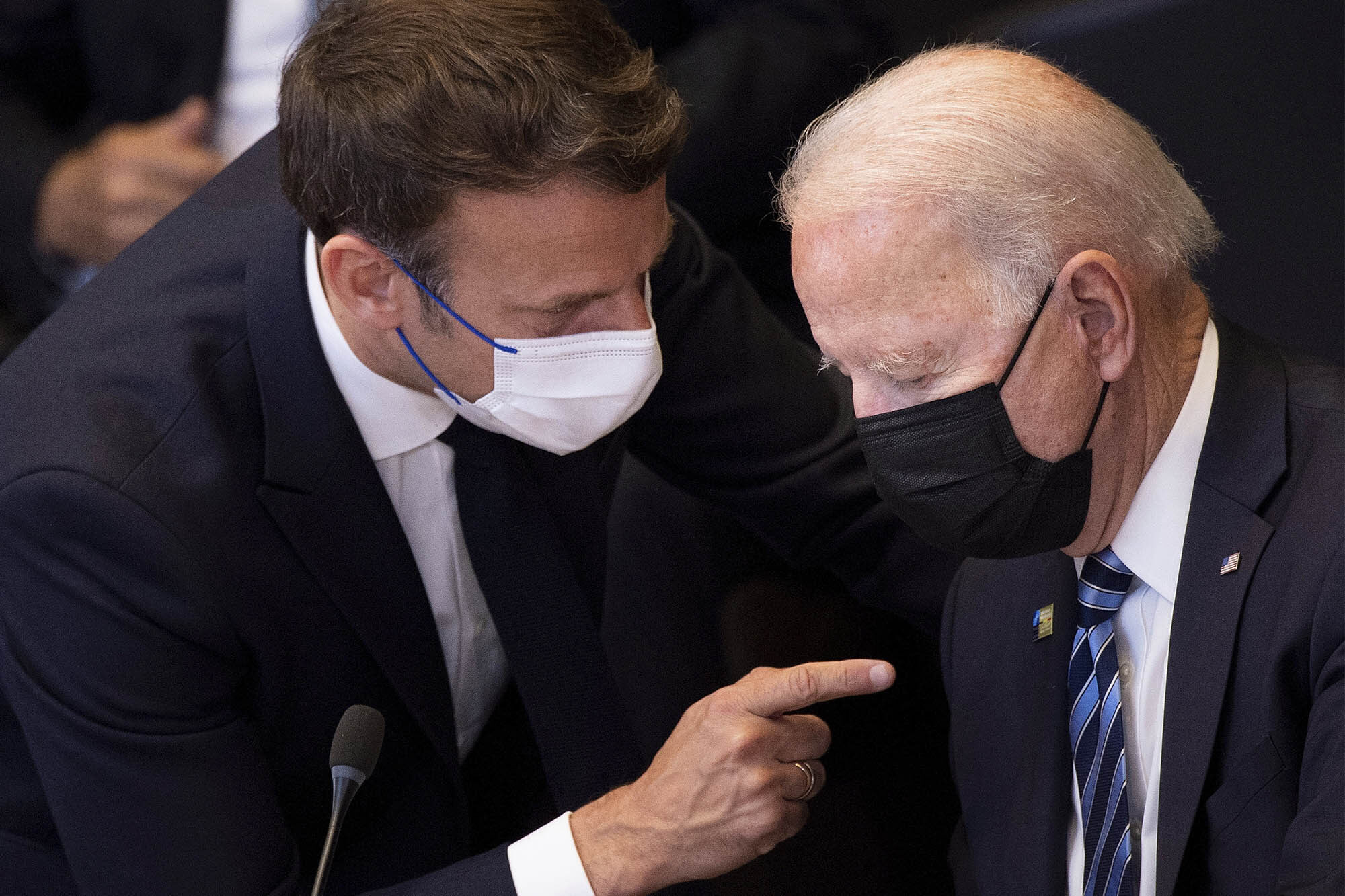 Click to enlarge Macron - Biden