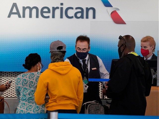Click to enlarge American Airlines counter