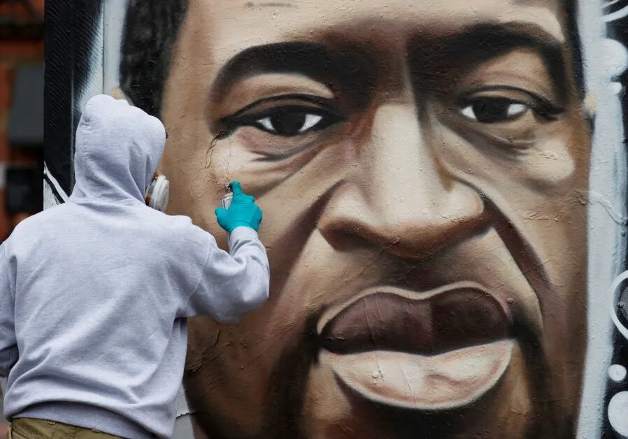 george floyd mural