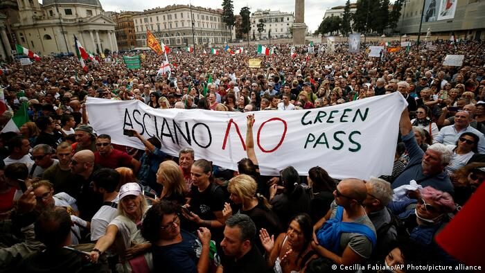 Click to enlarge italy vaccine pass