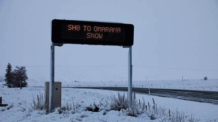 Click to enlarge A warning was issued for motorists travelling on SH8 between Fairlie and Omarama after snow fell overnight on Tuesday.