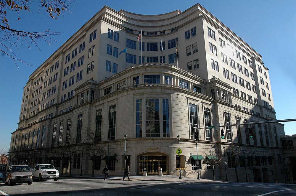 Click to enlarge MBNA's corporate headquarters in Wilmington, Del.