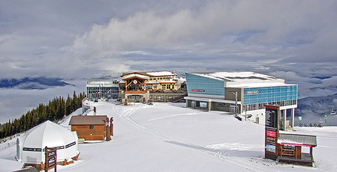 Snow begins to cover Whistler Blackcomb in BC