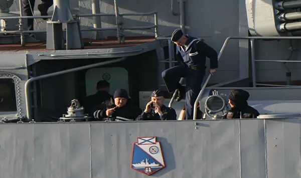 Click to enlarge russia us navy