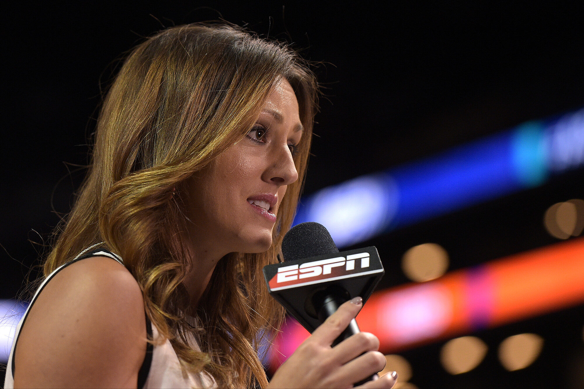 Click to enlarge allison williams espn vaccine refusal