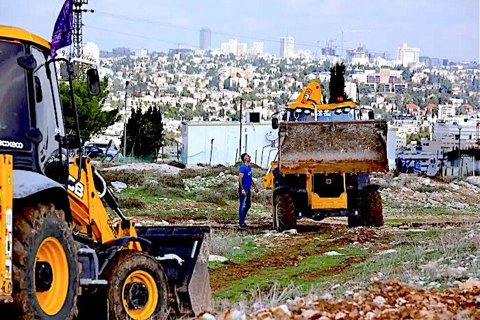 Heavy equipment