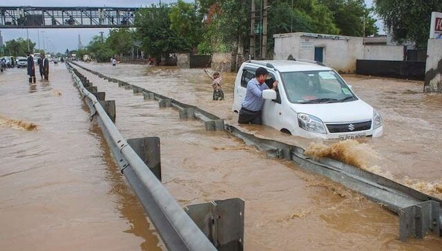 File image of a car stuck on the heavily waterlogged Delhi-Gurugram Expressway after rains in Gurugram