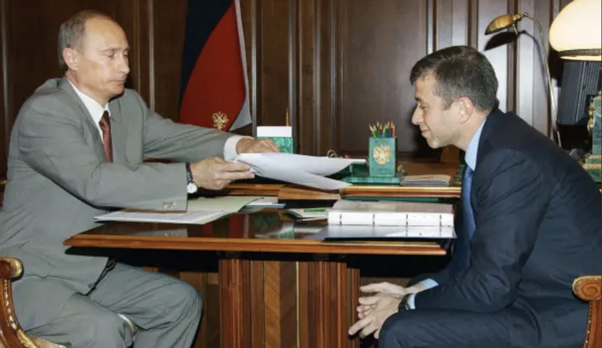 Click to enlarge Putin meeting Roman Abramovich