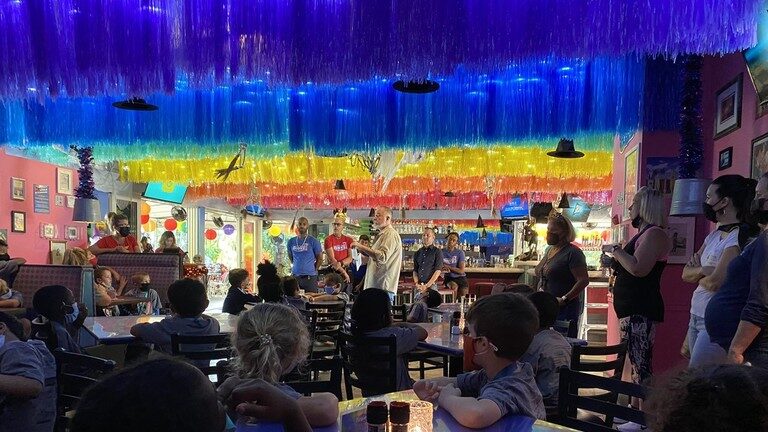 Click to enlarge gay bar