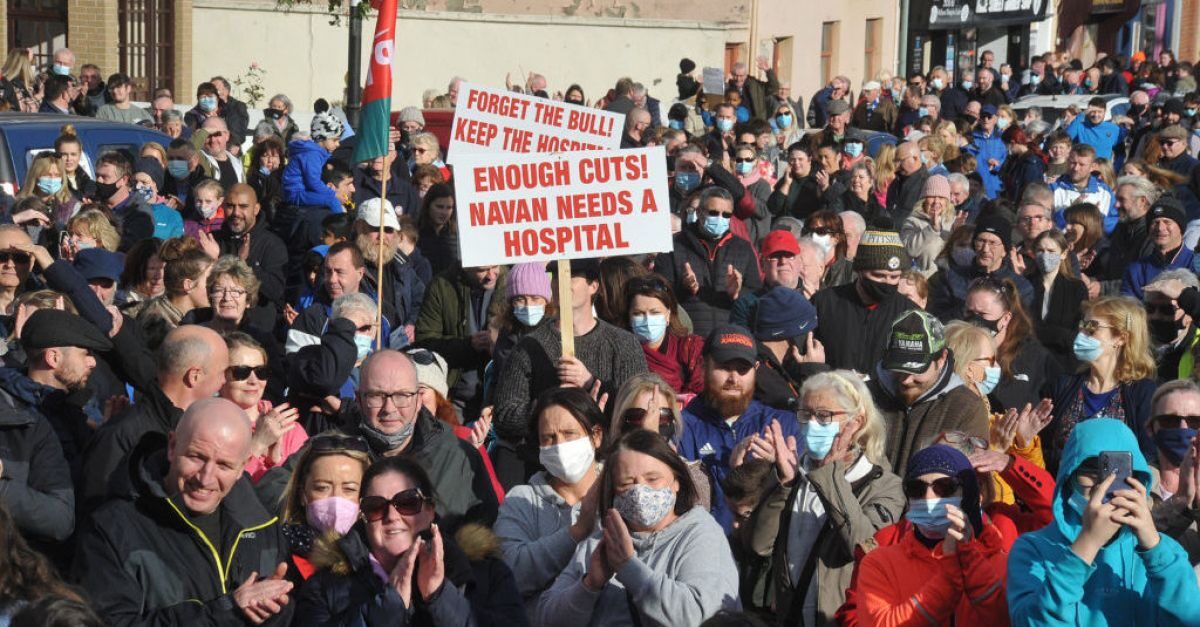 Click to enlarge irish hospital closing protest navan