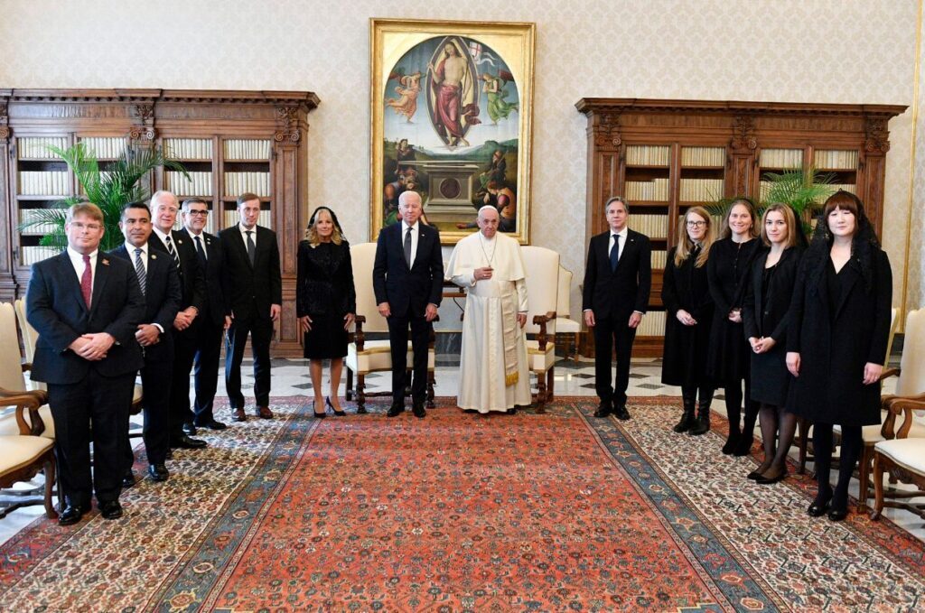 biden pope entourage