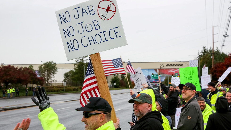 Click to enlarge boeing protest vax mandate