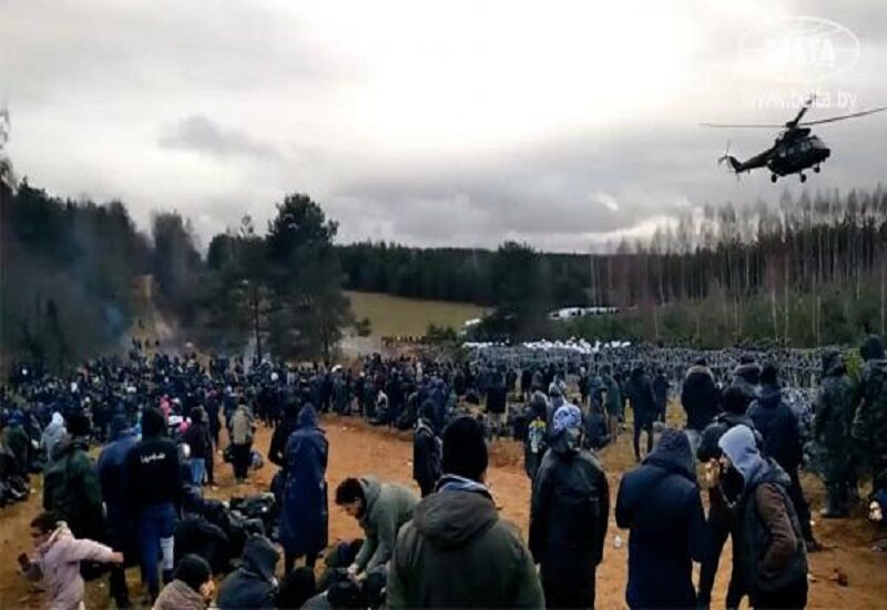 Click to enlarge migrants border poland belarus