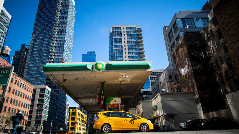 Click to enlarge gas station