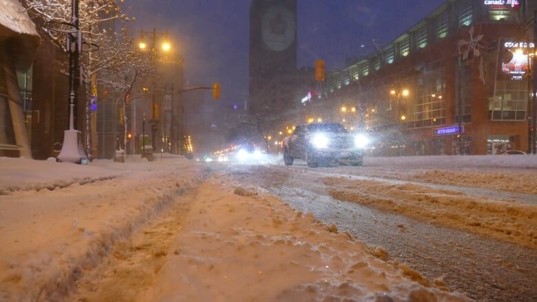 Click to enlarge Winter weather caused poor driving conditions and several school closures throughout southern and central Manitoba Friday morning.
