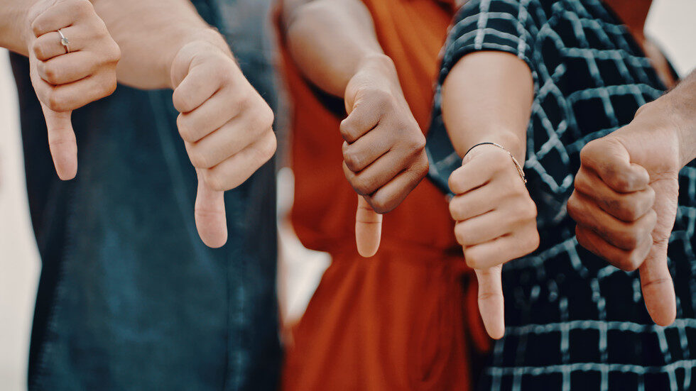 thumbs down