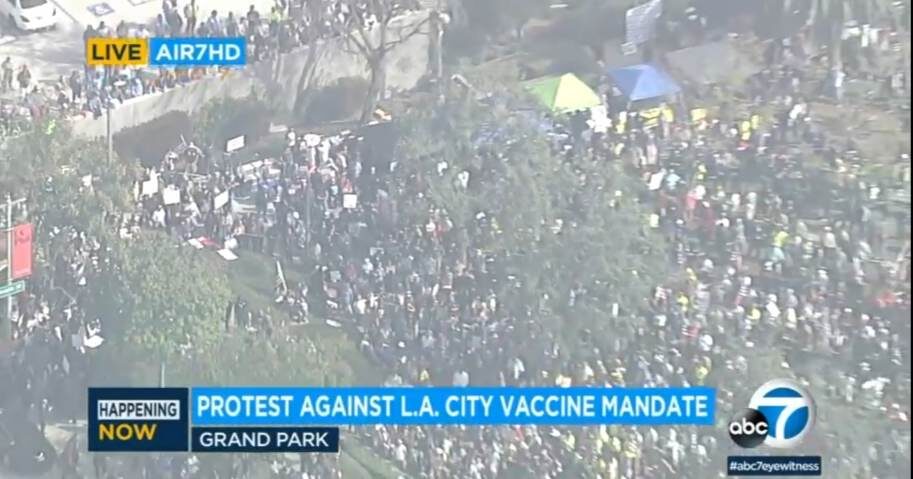 Click to enlarge L.A. vaccine mandate protests, covid protests