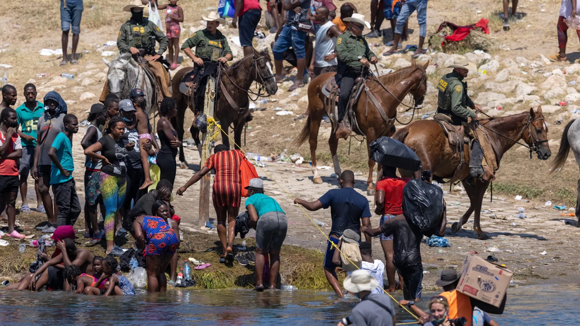 Border Patrol agents Haitian immigrants