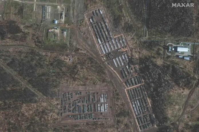 Russian troop buildup in Ukraine satellite image