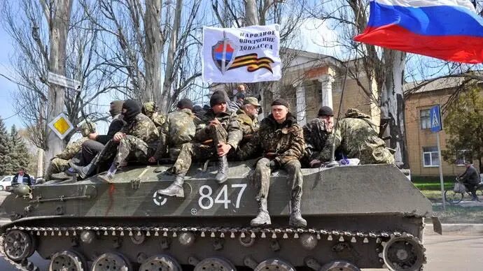 Click to enlarge DPR soldiers