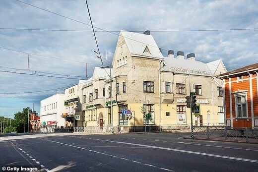 Click to enlarge Petersburg