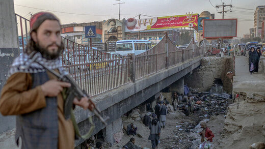 taliban fighter bridge kabul afghanistan