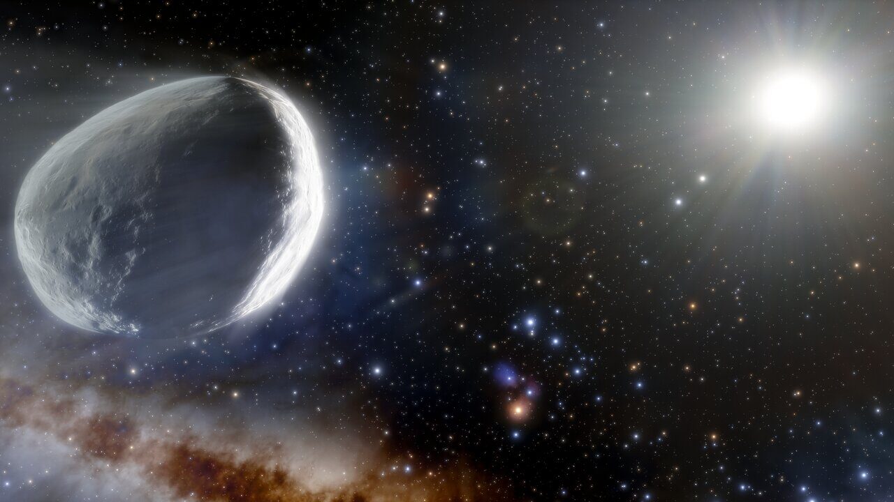 Click to enlarge comet Bernardinelli-Bernstein