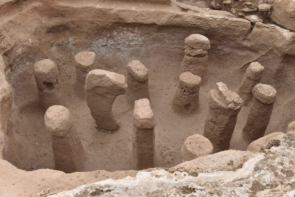 Click to enlarge T-Pillars Karahantepe