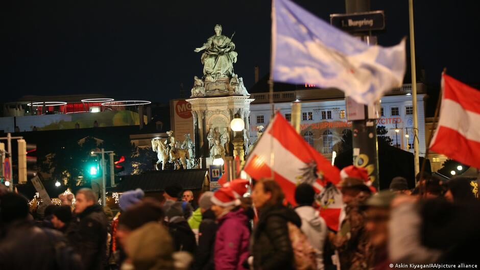 Click to enlarge Austria's vaccine mandate protests