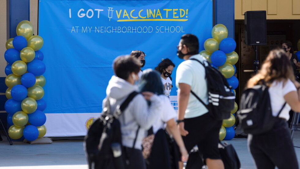 Click to enlarge school vaccination
