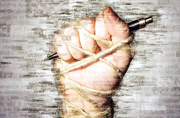 fist pen