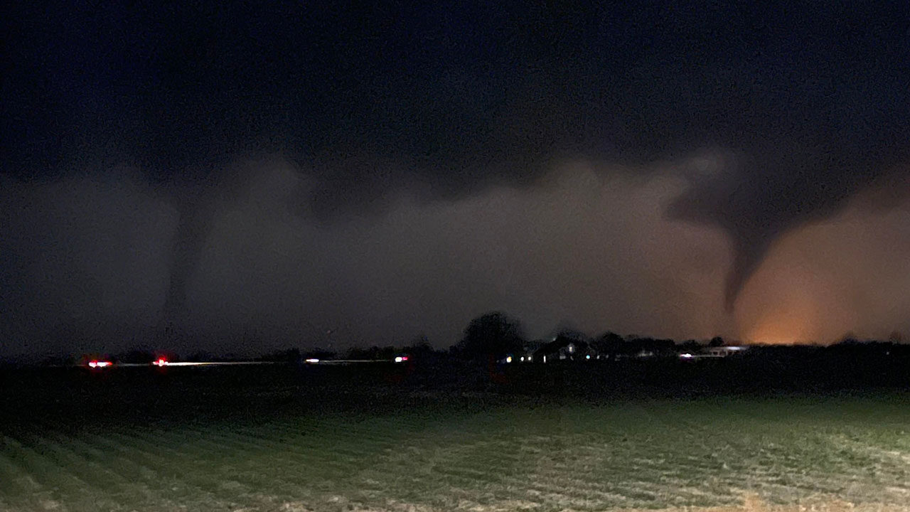 Tornado outbreak leaving path of deadly destruction