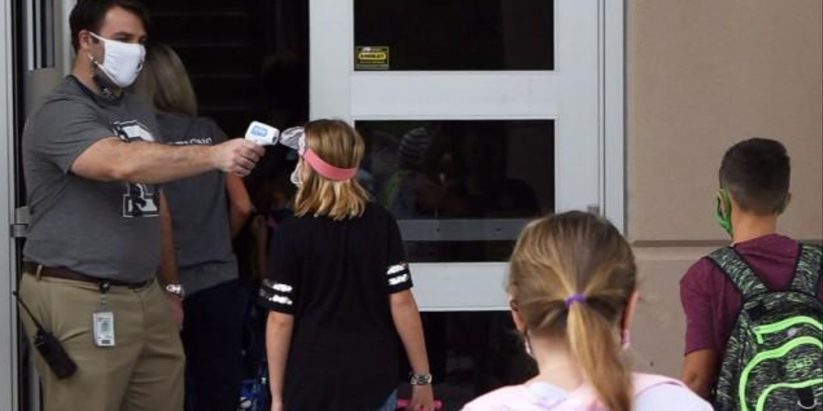 students covid check school
