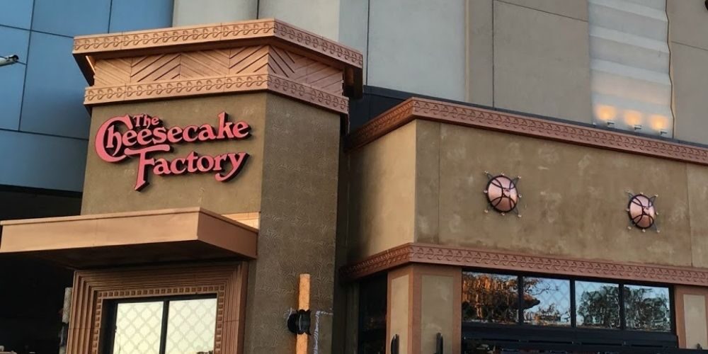 cheesecake factory restaurant