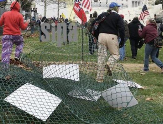 scaffold commander fence breach capitol hill riot fbi ray epps