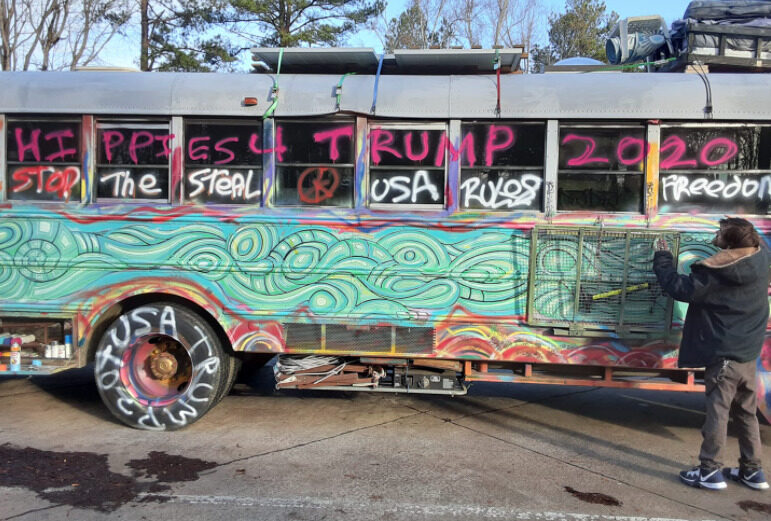 Click to enlarge false flag bus ray epps scaffold commander capitol hill riot FBI