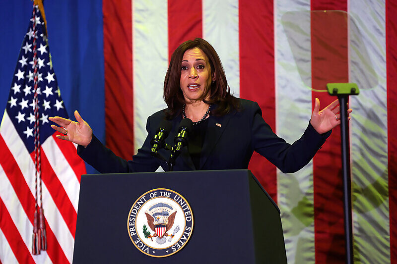 Click to enlarge biden calls kamala president