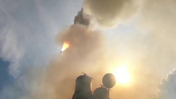 S-500 surface-to-air missile system