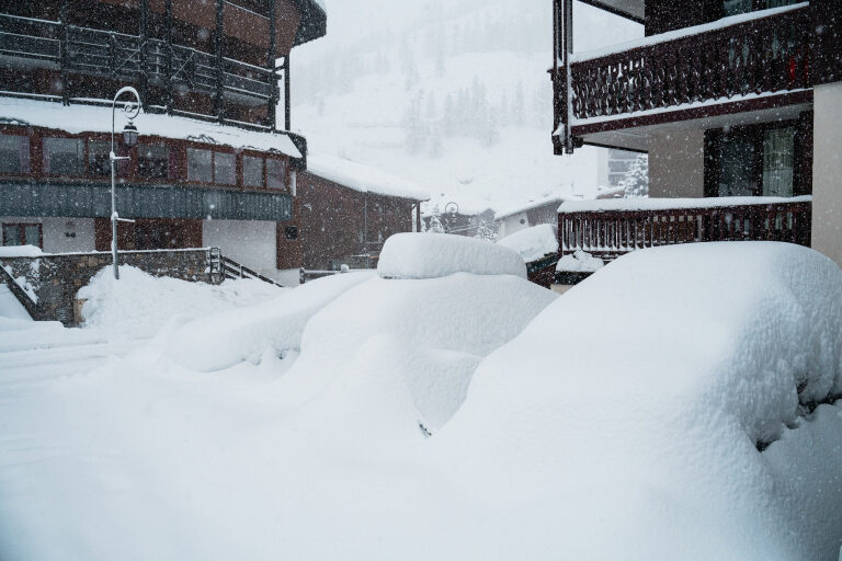 Click to enlarge Val d’Isere yesterday after 50cms in 24 hours.