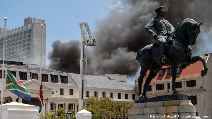 south africa parliament fire
