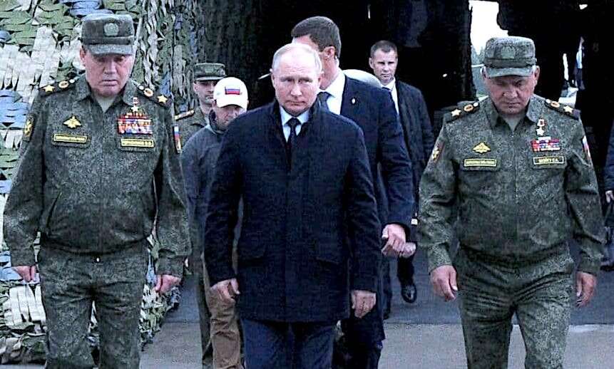 Click to enlarge Putin Shoigu Gerasimov