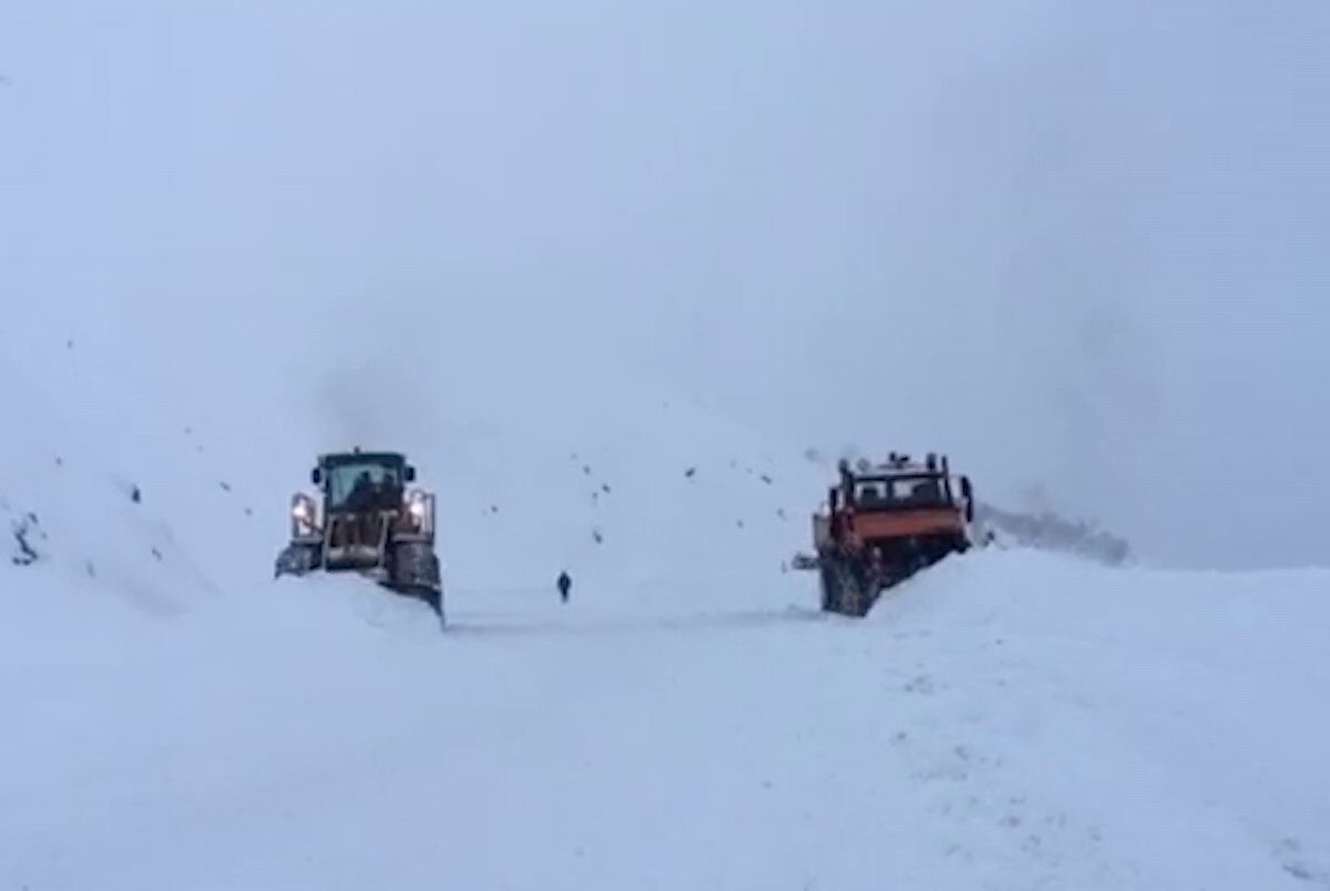 Click to enlarge Heavy snowfall and flooding in various parts of Afghanistan have taken the lives of at least 10 people, said authorities.