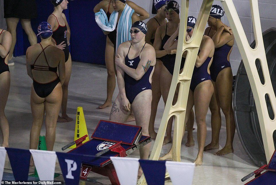 Iszac Henig tansgender swimmer female to male